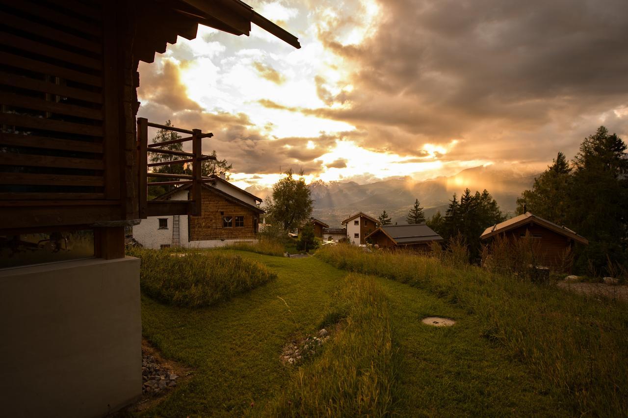 Les Mazots De La Source & Spa แวร์โกแร็ง ภายนอก รูปภาพ